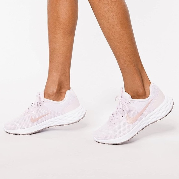 Nike Revolution 6 Next Nature Running Shoe Light Pink Violet Champagne White 12 - Picture 1 of 8